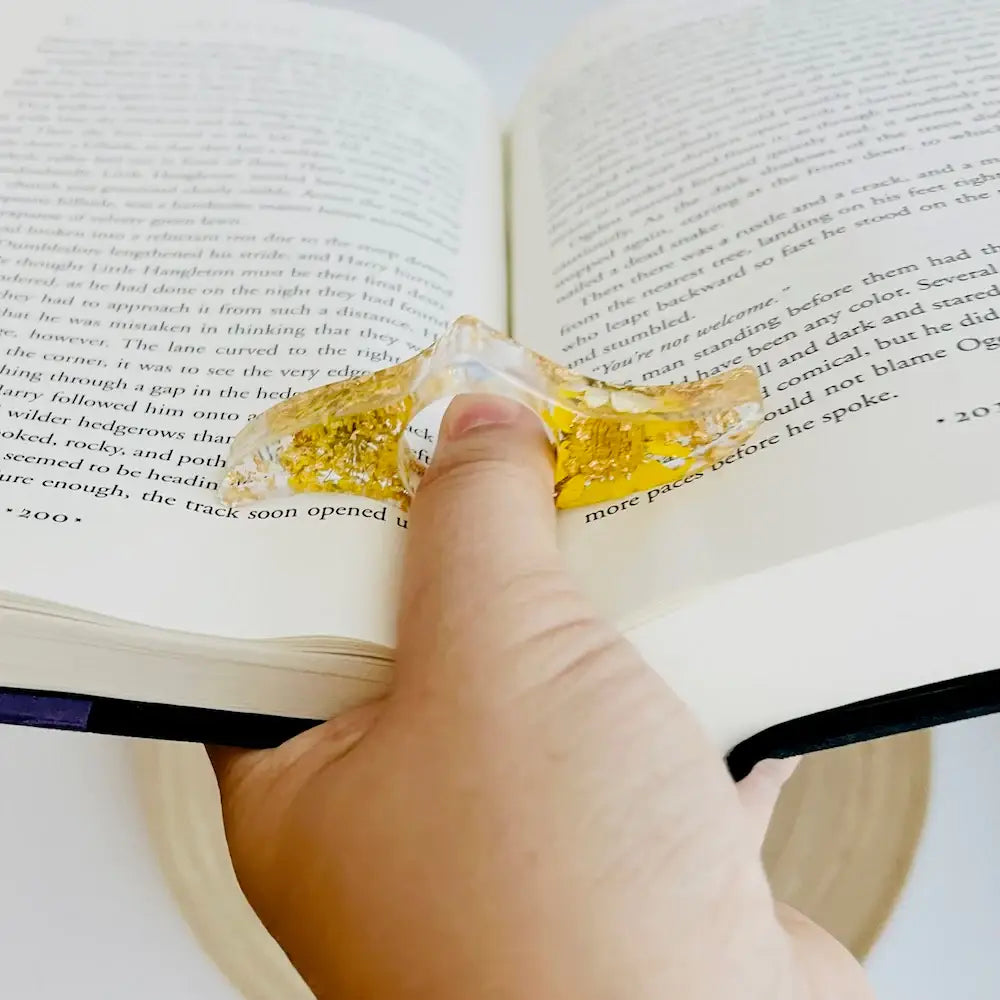 Book Lover Page Holder | Thumb | Pressed Flower Resin